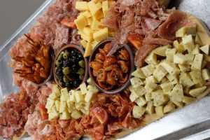 Verse tapas en delicatessen bij Smits Specialiteiten in Rhenen, de specialiteitenwinkel nabij Veenendaal