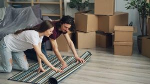 Georganiseerde werkplek bij slim verbouwen met gereedschappen, materialen en afvalbeheer voor efficiënt werken